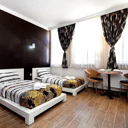 My Redriver Aparthotel 2*